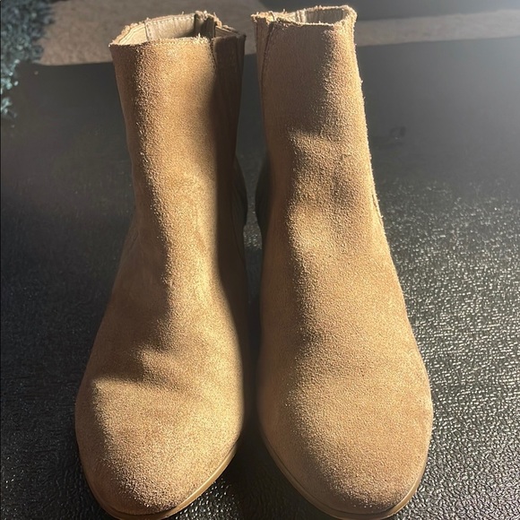 Dolce Vita Tan Suede Ankle Booties with Elastic Panels - Picture 1 of 6
